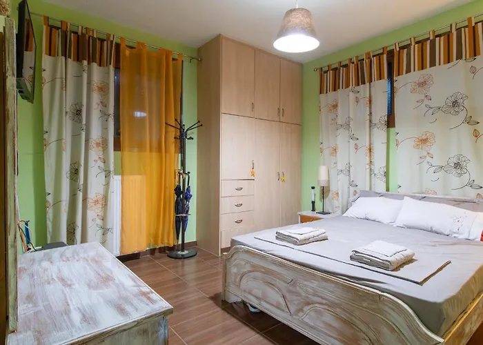 Apartment Alice House 3 *