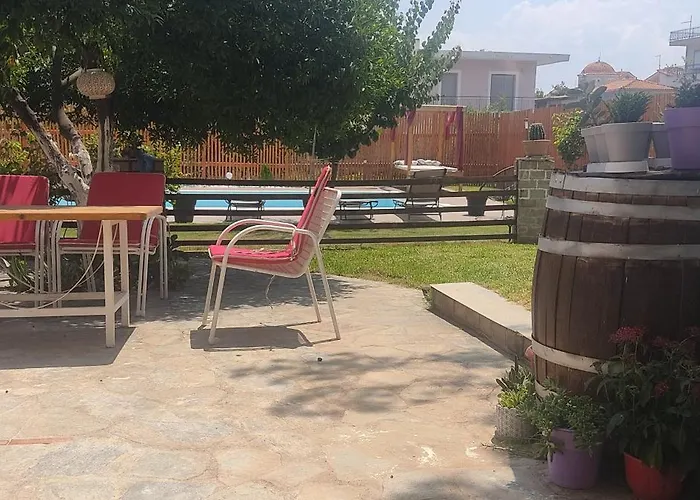 Alice House 3 Apartment Amarynthos